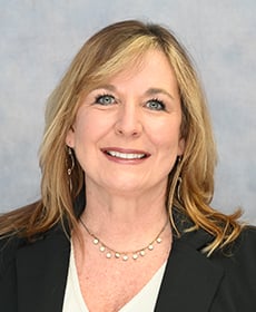 Headshot of Sloan Metz