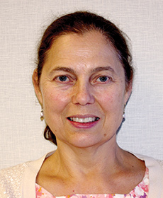 Headshot of Viktoria Erhardt